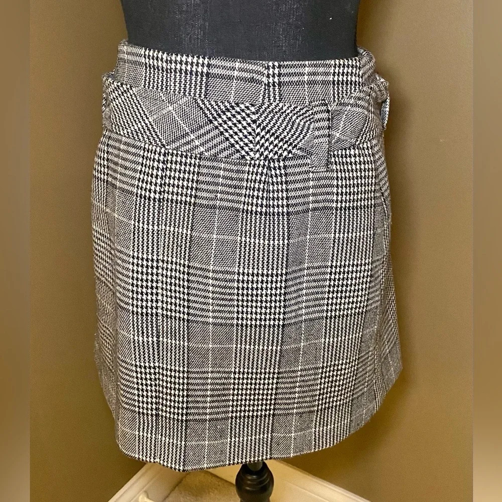 Nordstrom Leith women’s size XS black/gray/white check mini skirt - Picture 3 of 3